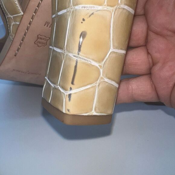 Donald J Pliner Katya in Leather and Croco Embossed - Picture 14 of 15